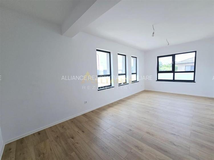 Casa individuala - 4 camere - 2 bai - 440mp teren- cartierul nou - 3