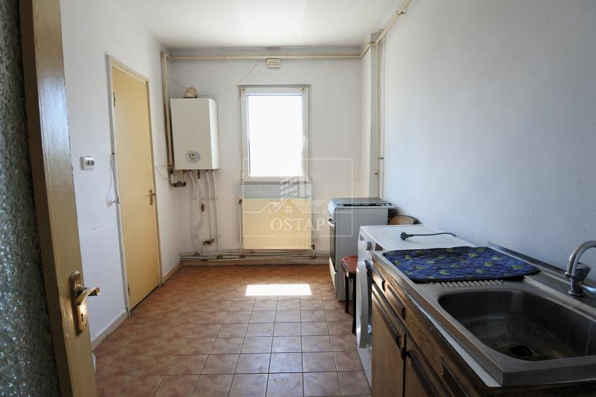 Energiei - stradal - apartament 2 camere decomandate