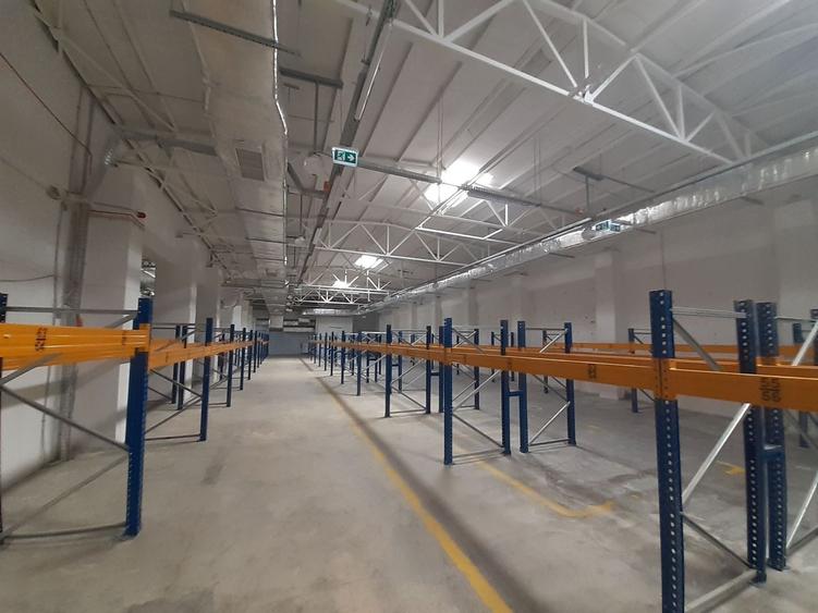 Hala 1336mp, in Pipera, in apropiere de giratoriu