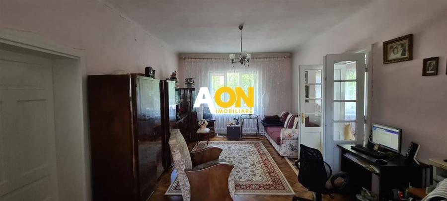 Casa 4 camere si 450 mp teren ultracentral