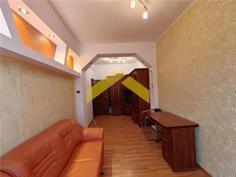 Apartament 3 camere de inchiriat ultracentral