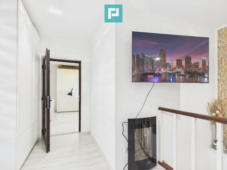 Apartament spațios cu 3 camere, zona centrală