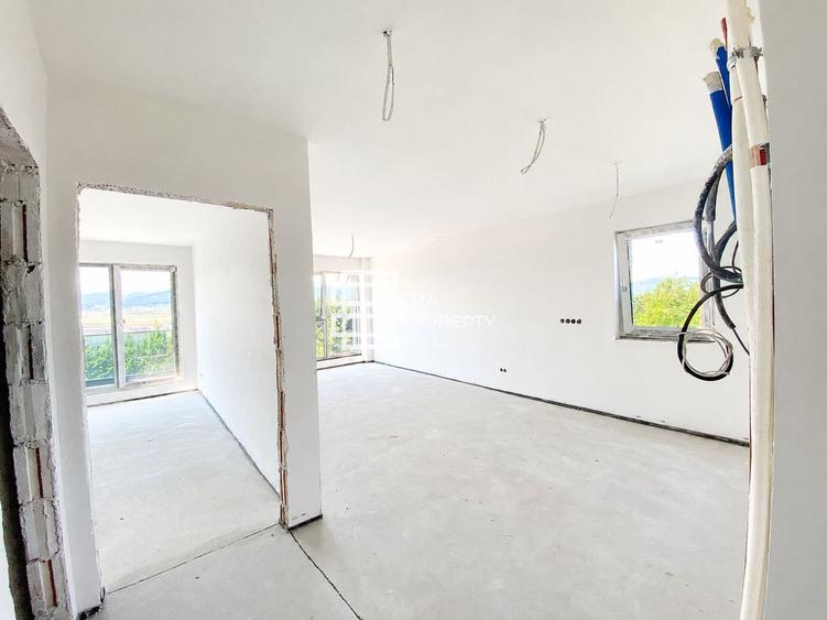 Apartament 3 camere | Etaj 1 | Bloc tip vilă | Cristian | Comision 0%