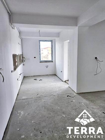 Hasdeu - Dacia, Bloc Nou, apartament 3 camere