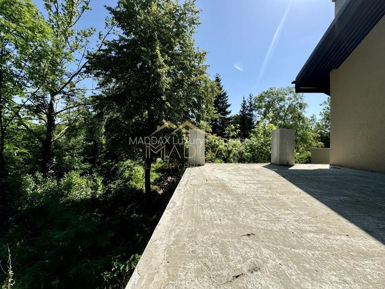 Vila cu 13 camere *4000mp teren* / Piscina / Snagov - 11