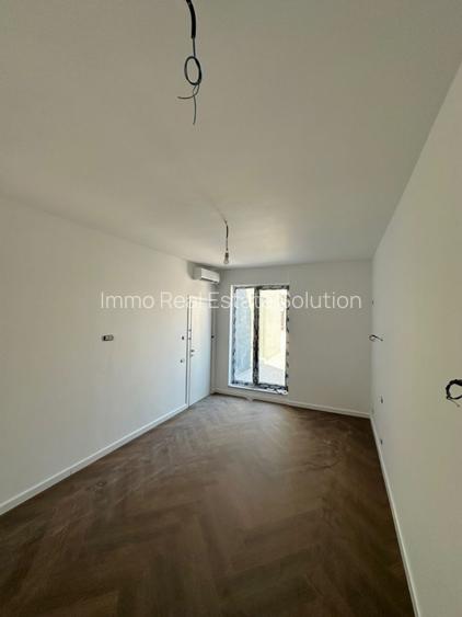 Apartament de 2 camere cu terasa zona de Nord/Aviatiei/Comision 0 - 5