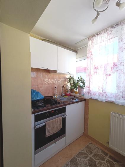 Apartament 3 camere 70mp Stadion +garaj sub bloc mobilat utilat - 9