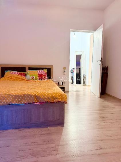 Vanzare Apartament 2 Camere –  București Mall Vitan – Construcție 2001 - 2