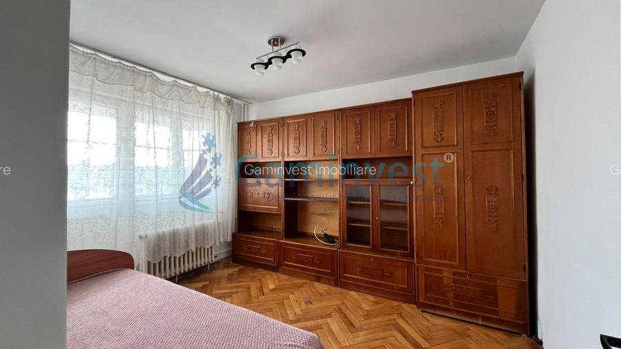Apartament 3 camere de inchiriat in Oradea, zona Rogerius - 10