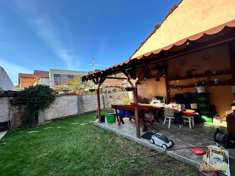 Casa / Spatiu Birouri de vanzare pe str. Iuliu Maniu - Oradea - 13