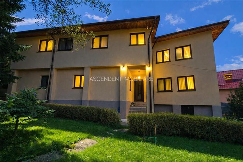 Tur LIVE!Casa cu arhitectura traditionala, curte spatioasa,foisor,Rucar. Bran - 15