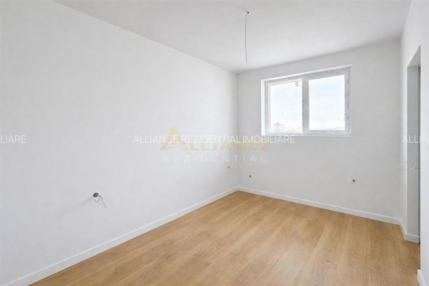 Casa Individuala - 4 camere - 3 bai - 370mp teren - 5