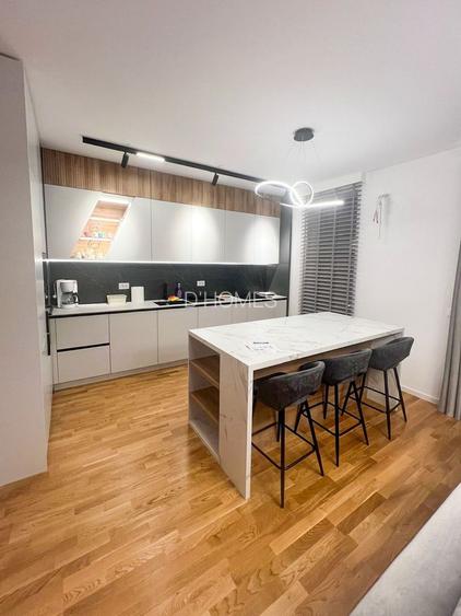 &Icirc;nchiriere apartament 3 camere 105mp | 2 locuri de parcare - 7