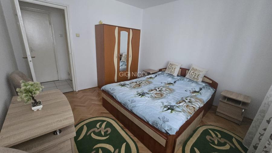 STEFAN CEL MARE, stradal, 2 camere, 6/10, mobilate+utilate, 420 euro - 6