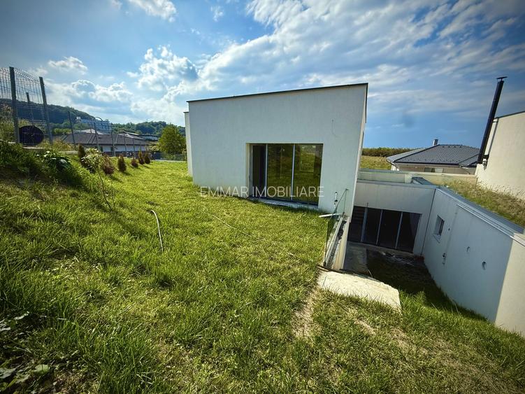 Casa de vanzare Zona Wonderland - 3