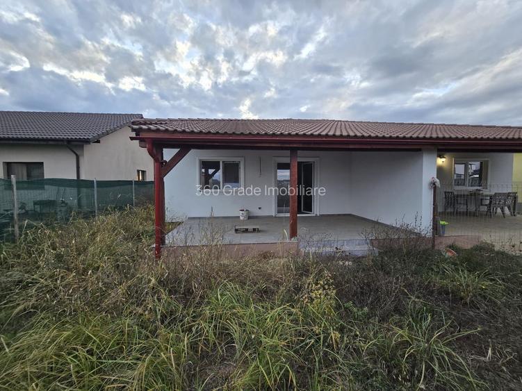 Duplex pe parter de inchiriat 500euro luna - 12