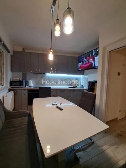 Dristor - Apartament 3 camere renovat - 3