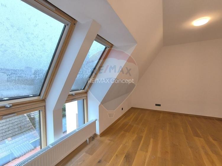 Casă de vanzare - 48