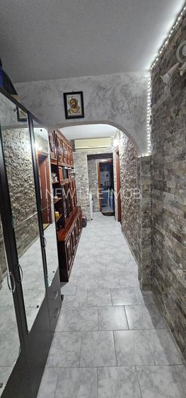 Tomis nord , 3 camere , 2 bai , centrala - 2