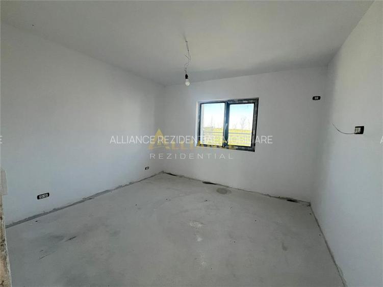 Casa individuala - 3 camere  - 2 bai- teren-375 mp-200 M de STV - 13