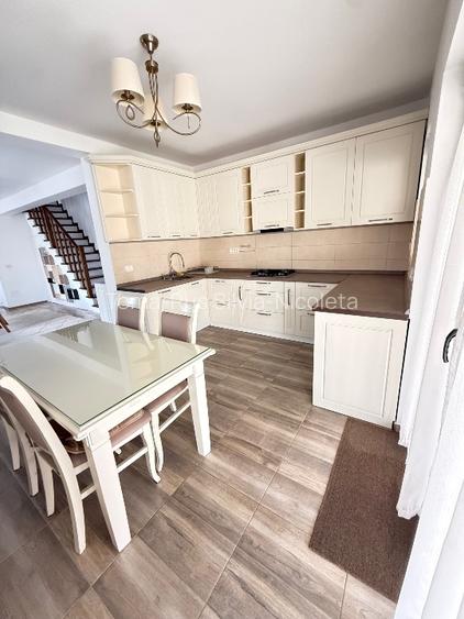 Casa de vanzare - Dumbravita - 4