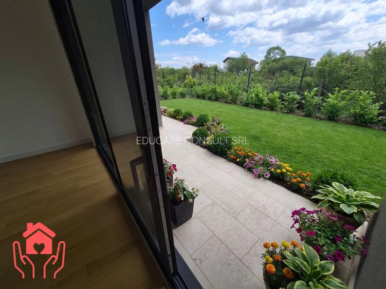 METROU LAMINORULUI (Meadows)- Vila cu priveliste catre lac, libera, comision 0% - 2
