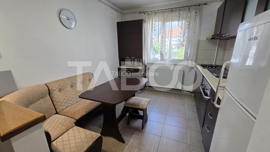 Apartament de inchiriat cu 3 camere mobilate utilate in zona Centrala - 3