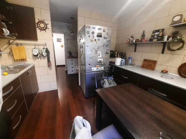 VANZARE 3 CAM SEBASTIAN-NOVACI - 9