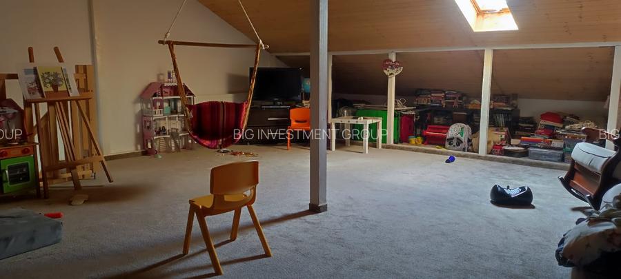 vila cocheta, zona de vile linistita, ideal familie cu 2 copii - 4