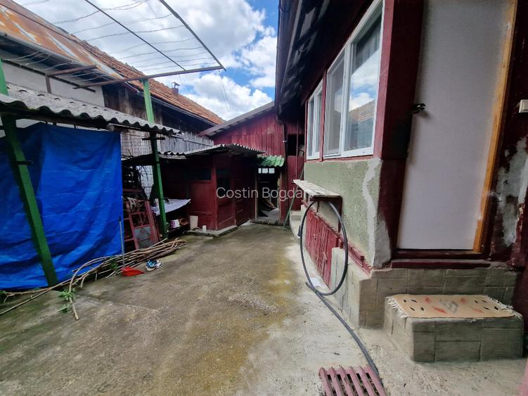 De Vanzare CASA + TEREN 1094mp VALEA LEURZII, DAMBOVITA - 11