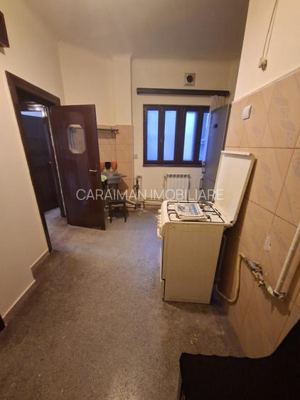 Unirii, Cantemir, Marasesti, 10 minute metrou - 6