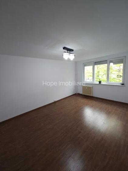 Ozana -Titan- Apartament 3 camere decomandat - 7