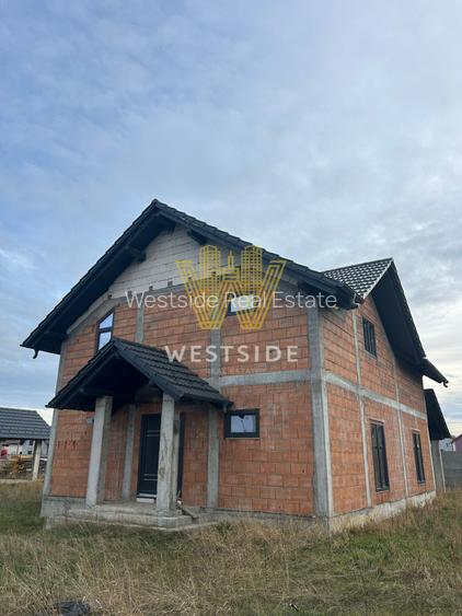 Vila de vanzare, in Carpinis - 7