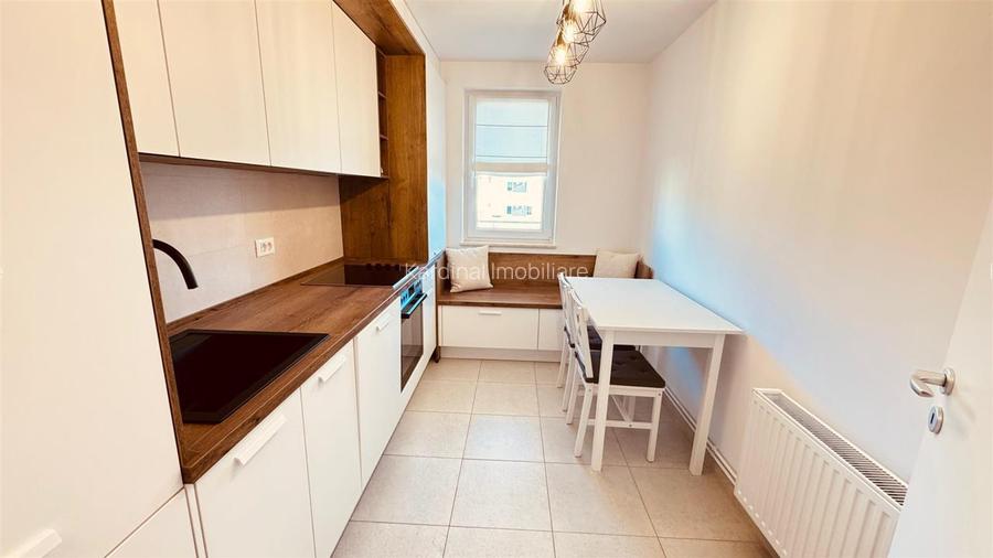 Garsonieră modernă de inchiriat   Urban Plaza Brașov - 11