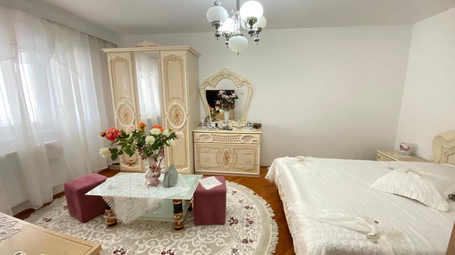 Apartament decomandat cu 2 balcoane Zona Zorilor - 2