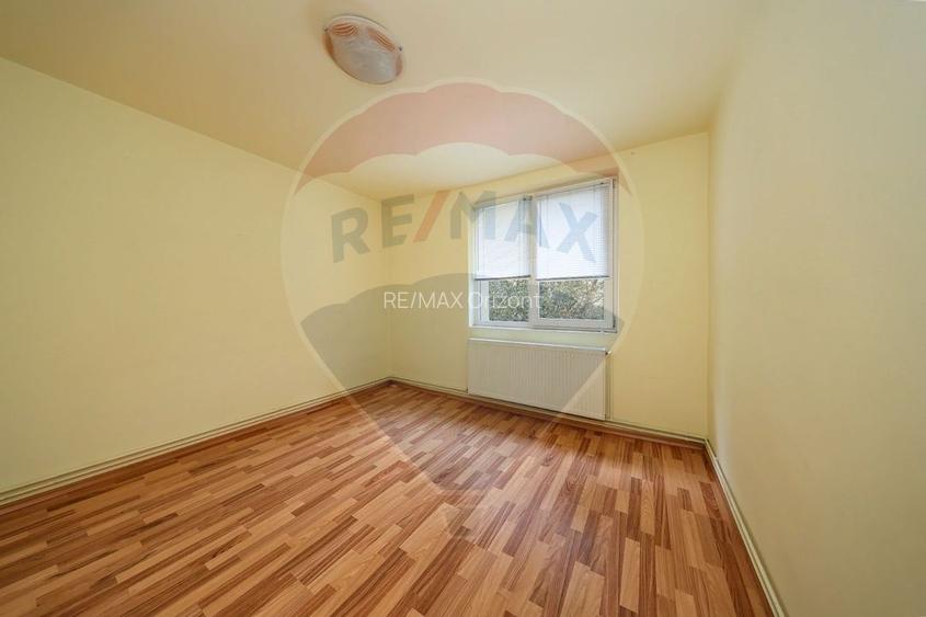 Apartament cu 2 camere de vânzare în zona Tractorul - 8