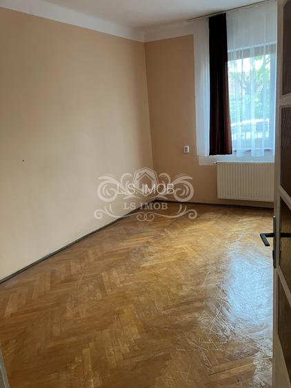 Apartement în casă, cu 3 camere de închiriat pentru birouri - 5