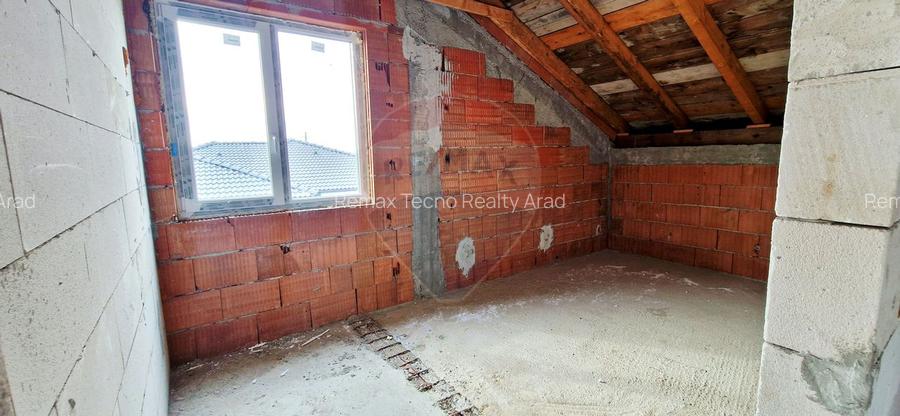 Casa individuala P+M, 146 mp utili, 397 mp teren - Sofronea - 13