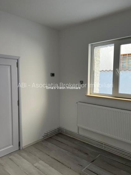 Vanzari Case / Vile Piata 1 Mai - 13