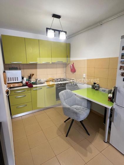 2 Camere | Decomandat | 2013 | Et Intermediar | M Gorjului la 7 min - 6