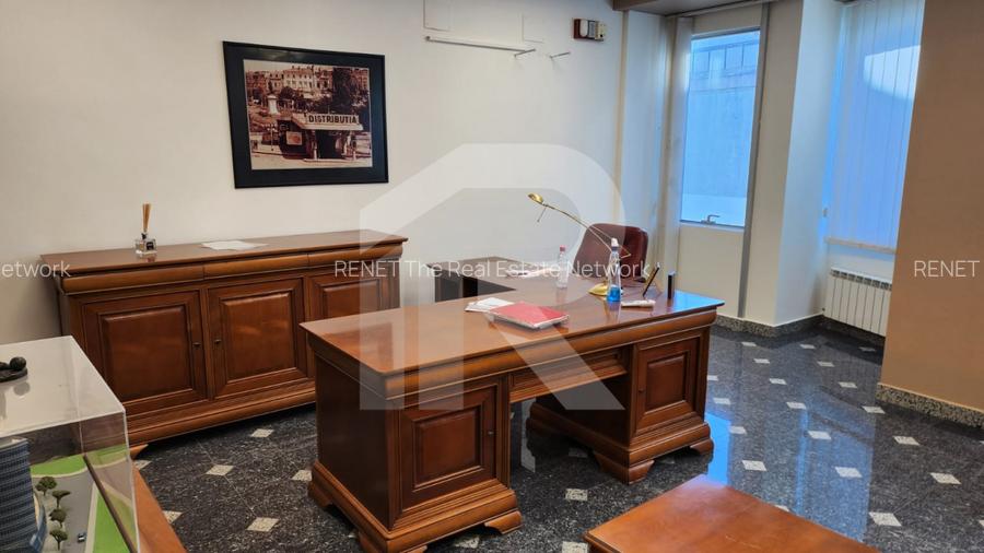 Spațiu premium birouri sau clinică, 2 corpuri, 12 parcări, lift, terasă - 7500 E - 16