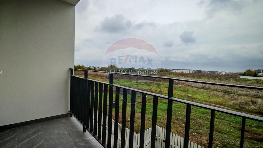 Apartament cu 2 camere de vanzare Tunari - 11