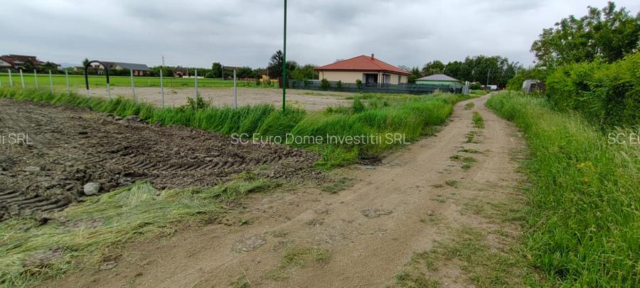 Teren cu acces usor din Calea Feldioarei - 3