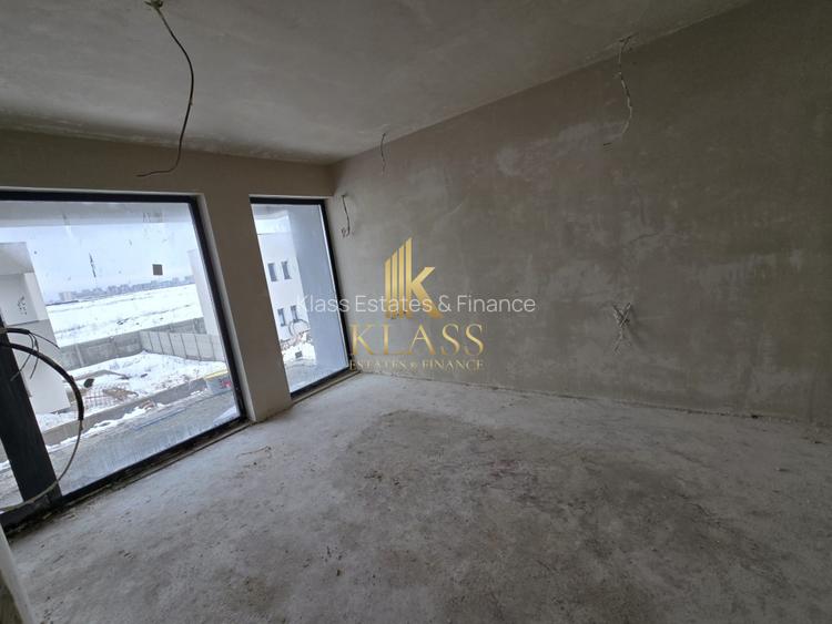 Vila 5 camere Tunari de vanzare - 11