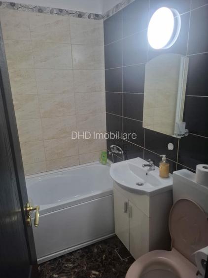 Apartament 3 camere,etaj 1,zona Alexandru cel Bun - 8