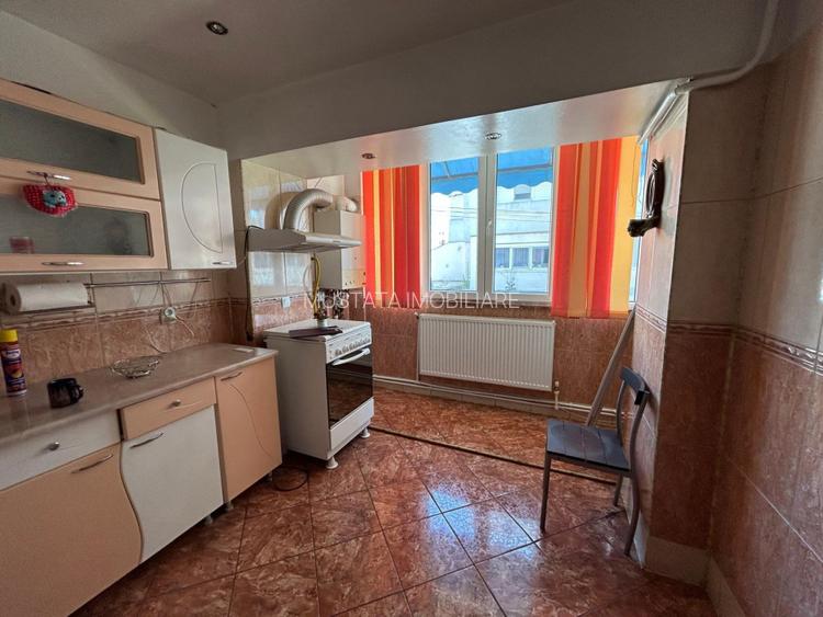 - Apartament 1 camera, zona Vidin, etaj 1 - 5