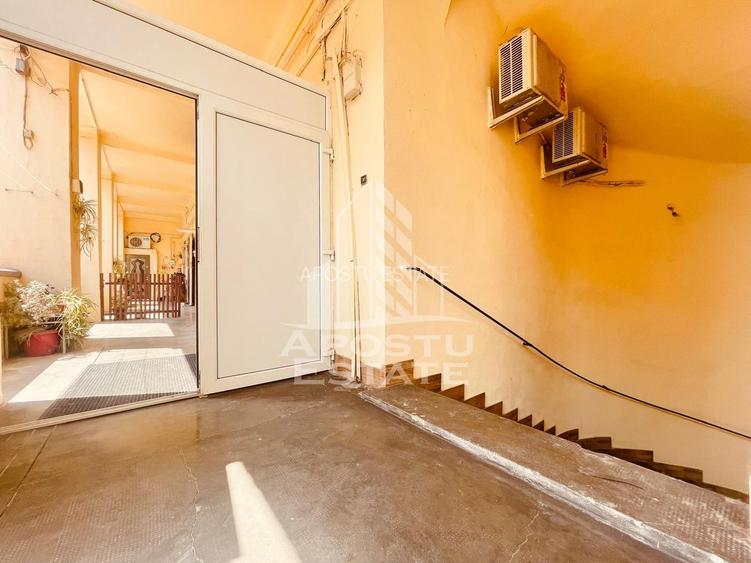 Apartament 3 camere, curte cu acces auto, ULTRACENTRAL - 22