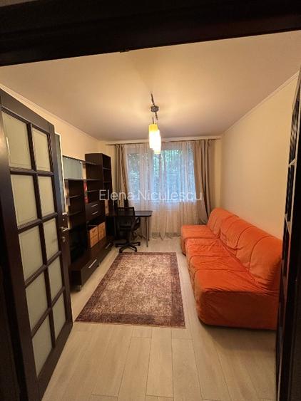 Apartament 4 camere renovat- loc parcare inclus  - 4