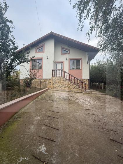 Casa individuala 120mp, teren 805 mp, zona Manastirea Doamnei