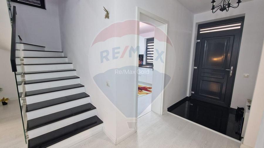 Vilă cu 4 camere de vânzare în Domnesti - 5